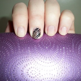 Based off of cutepolish's design :)