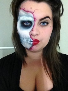 I'm just to excited for Halloween ! I did this makeup without using any special effect things, but if I'll do this makeup for Halloween I will deffinetly use some blood and latex and stuff! But this was fun and I think it looked okay :P