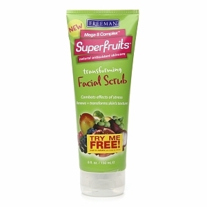 Superfruits Transforming Facial Scrub
