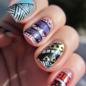 Tribal nails @gemsinabottle