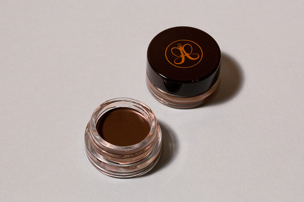 The Brow Definer That’ll Make Your Mornings Easier