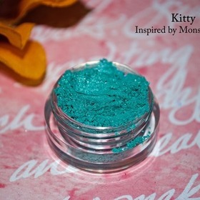 Available at http://i-candycouture.com