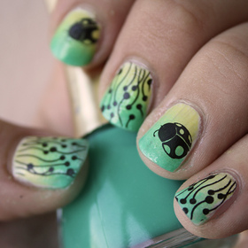 http://iloveprettycolours.blogspot.com/2012/04/spring-challenge-3-bugs.html