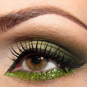Want your eyes to attract attention on New Year's? Line the bottom lid with glitter!

If you like this one, be sure to check a live tutorial for this look on my YT channel - 
http://www.youtube.com/watch?v=R9Yzbv3ubFc 
