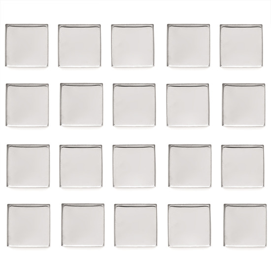 Z•Palette Empty Metal Pans 20 Pack - Square product smear.