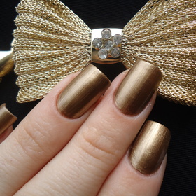 Golden Nails