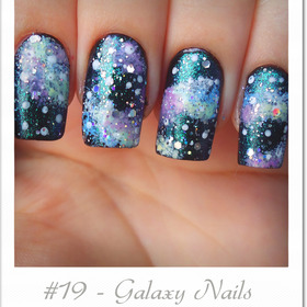 Galaxy Nails - lovely