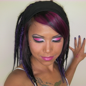 Crazy cut crease look with my synthetic dreads.