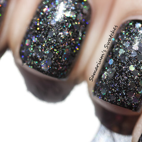 http://samariums-swatches.blogspot.com/2012/04/black-jelly-glitter-sammich.html