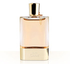 Chloe Love, Chloé