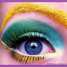 Using Sugarpill and TheNailDazzle shadows! ^-^