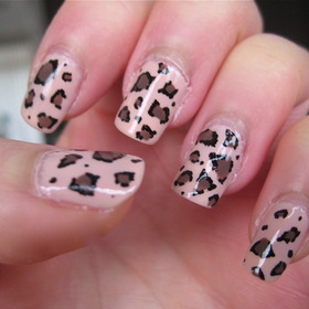 leopard nails