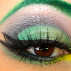 slytherin inspired. yayyy for harry potter! 