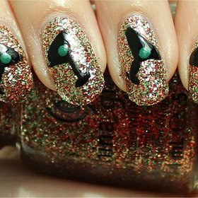 Martini Nails
Nail tutorial & more photos here: http://www.swatchandlearn.com/nail-art-tutorial-martini-nails-new-years-eve-nails/