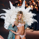 How a Victoria's Secret Supermodel Preps for the Fashion Show