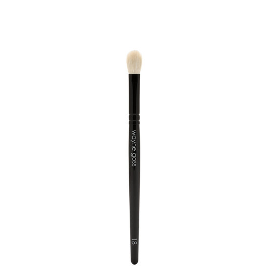 Wayne Goss Brush 18 Eye Shadow Blending Brush product smear.
