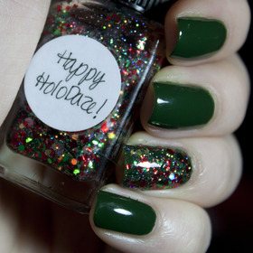 Lynnderella Happy Holo-Daze
& China Glaze- Holly Day

http://samariums-swatches.blogspot.com/2011/12/china-glaze-holly-day-lynnderella-happy.html