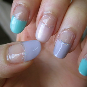 pastel tips (that is not clear nail polish on my cuticles, it's nail oil!)