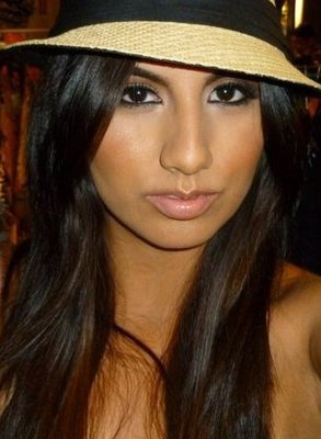 Tina V.