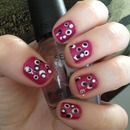 I love this dotted design. I had to cut my nails short due to splitting so I think that this fits perfectly!