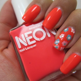 Should I add flowers to all my nails?