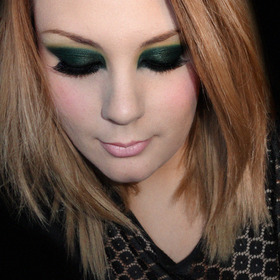 Midnight Forest - Enticing Emerald Eyes (Full Face)