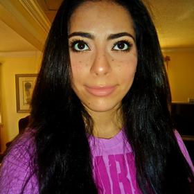 I wanted to recreate Rapunzel's make up because it's so pretty and natural. It's pretty much an everyday no make up make up look with the lashes very long! Perfect for the summer time, work or back to school! 