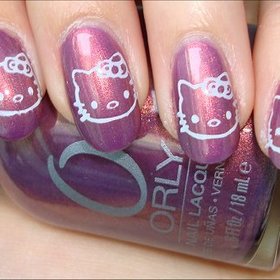Hello Kitty Nails
More photos here: http://www.swatchandlearn.com/nail-art-hello-kitty-nails/