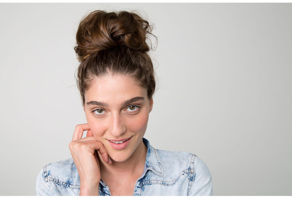 The Easiest Messy Bun in the World!
