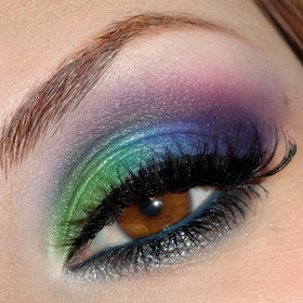 Mystical Nebula Eyes - http://bowsandcurtseys.blogspot.com/2011/09/mystical-nebula-eyes.html