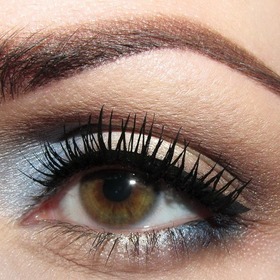 Winter-inspired ;) 
Tutorial: http://www.snobka.pl/artykul/makijaz-zimowa-swiezosc-13457
