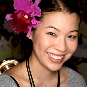Yes, that's a real orchid in my hair--flown in from Hawaii for the DVF show!