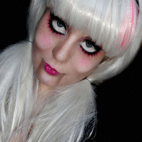 Cute N' Creepy Ventriloquist Doll Halloween Look

http://www.bowsandcurtseys.com/2011/10/cute-and-creepy-ventriloquist-doll.html