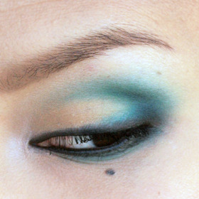Joe Fresh eyeshadow in Peacock