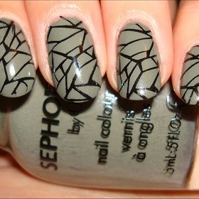 Crackle Manicure Using Bundle Monster Image Plate
More photos here: http://www.swatchandlearn.com/nail-art-crackle-manicure-using-sephora-by-opi-caught-with-my-khakis-down-bundle-monster-image-plate-bm-208/