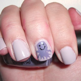 My Very Own Octopus Nails http://polishmeplease.wordpress.com