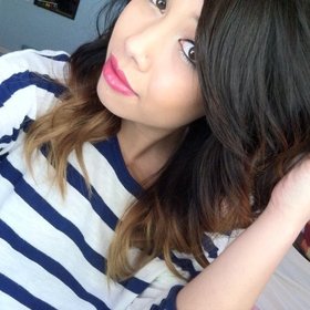 hot pink lips 