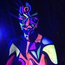 Inspired by ALEX BOX Completed with Fluo Night from MAKE UP FOR EVER