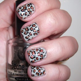 Animal Print Nails