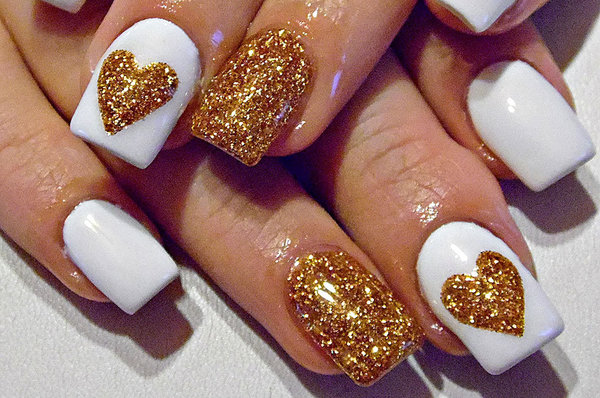 Artist, DIY Pro, and Now Nail Queen, Member Claudia Cernean Can Do It All!