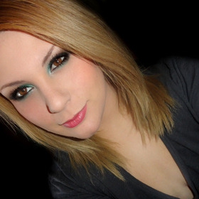 Teal & Brown smokey eyes