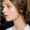 This simple garland seen at Valentino's Fall 2011 Couture Show keeps the whole look minimal and charming.