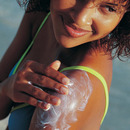 The Right Way to Apply Sunscreen