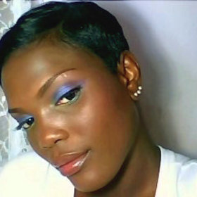 The best thing about this picture is my hair lol. The makeup is cool and all but i love my hair.