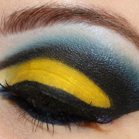 Sailor Moon look with eye down