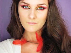 Yellow and red make wonderful contrast to blue eyes. I used matte eyeshadows from MIYO Pierre Rene.