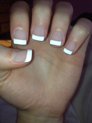 French tip acrylics💅