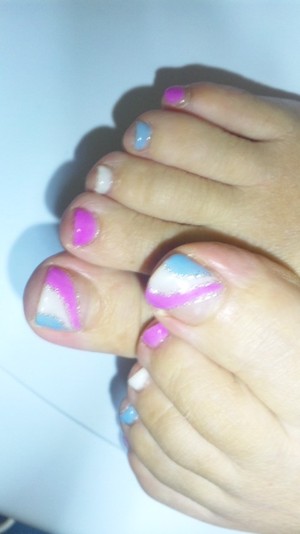 Beachy Foot Nails
