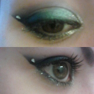 smoky eyes made with a dark blue and a clear blue eyeshadow. I added a svarowski to complete the make up. 