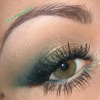 Green Christmas make-up tutorial